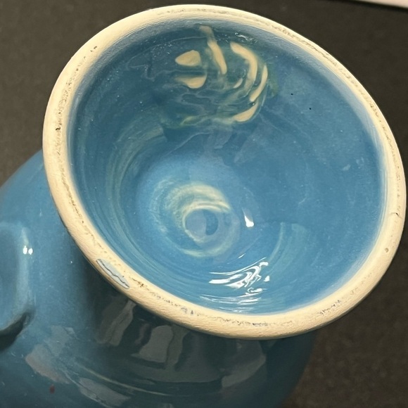 80’S Pottery mug signed pedestal colorful pastels. - Picture 10 of 10